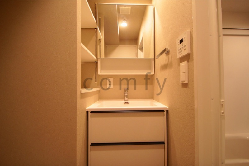 洗面設備　独立洗面台