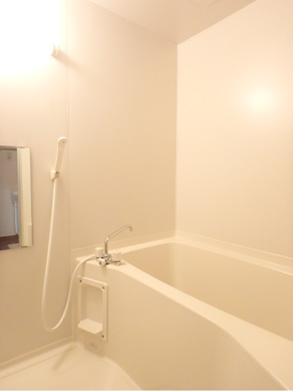 バス・シャワールーム　図面と現状に相違がある場合には現状を優先