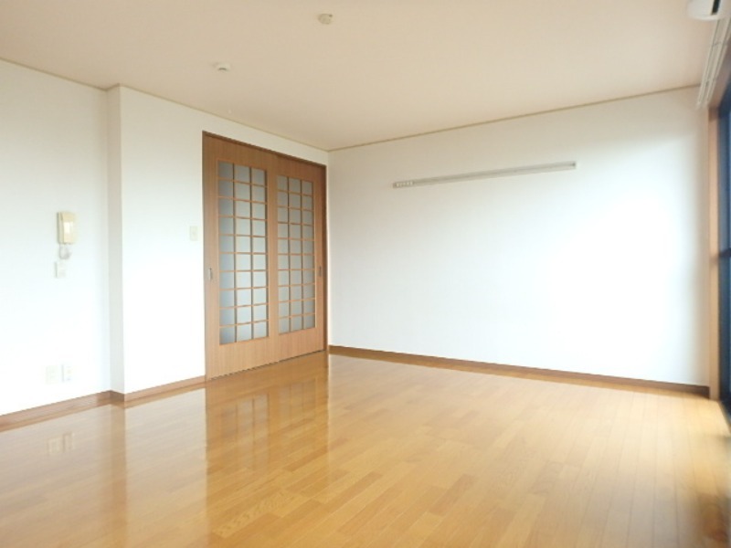 居室・リビング　図面と現状に相違がある場合には現状を優先