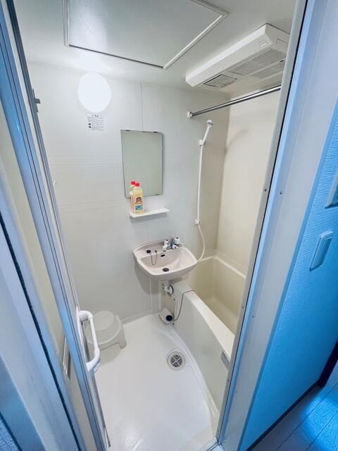 バス・シャワールーム　反転タイプ