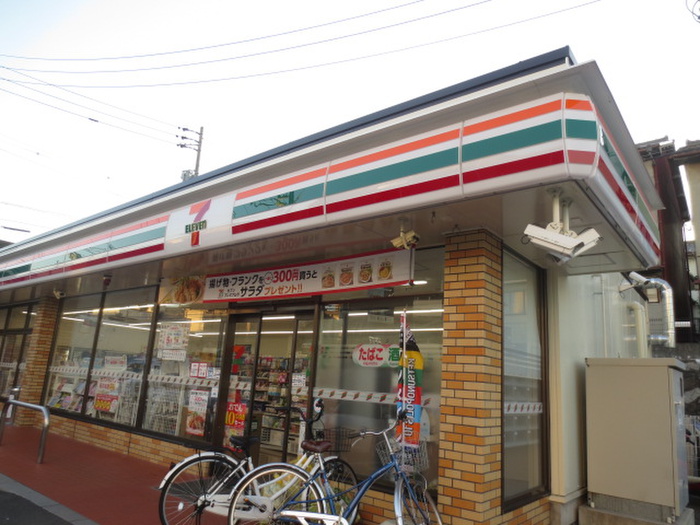 コンビニ　セブンイレブン名古屋神村町2丁目店（コンビニ）まで240m