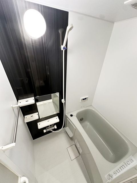 バス・シャワールーム　追い炊き機能付きバス♪♪