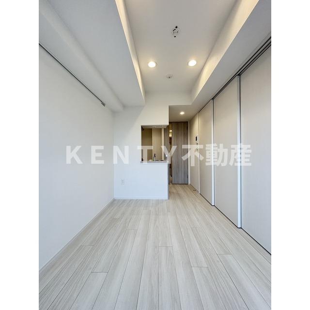 居室・リビング　こちらのリビングで趣味の時間をお楽しみください