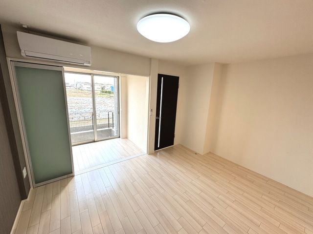 その他　※同タイプの写真です。