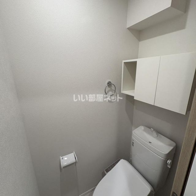 MELLAS相武台前IVのトイレ写真