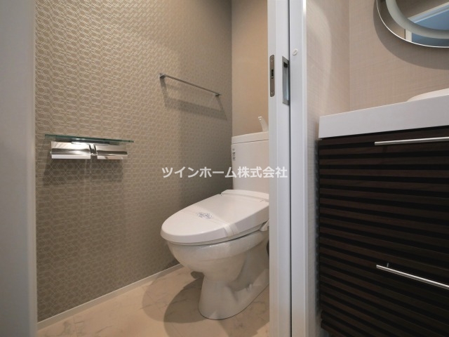 トイレ　他室写真