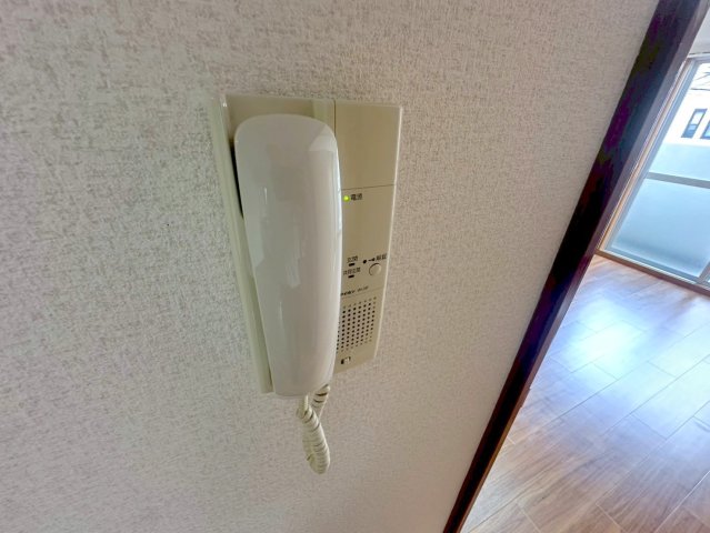 セキュリティ　来客はこちらで確認してから出て下さいね。