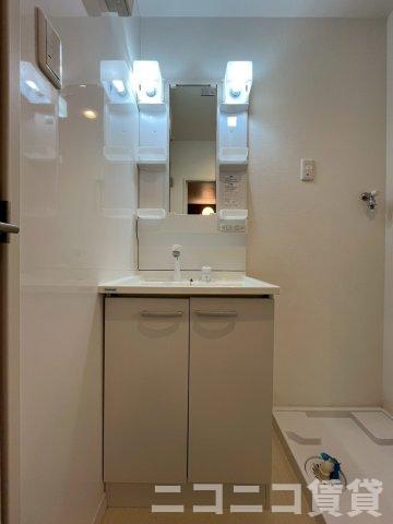 洗面設備　別号室イメージの為、現状を優先致します。