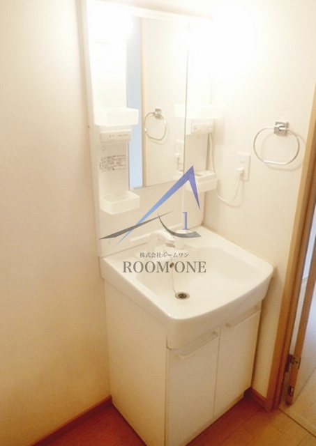 洗面設備　洗面台です。