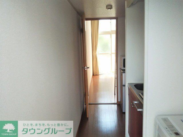 玄関　入口から　部屋仕様により異なります。
