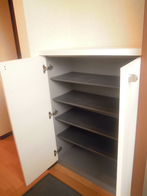 その他設備　下駄箱