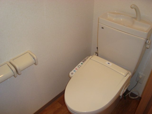 トイレ　シャワー付トイレ