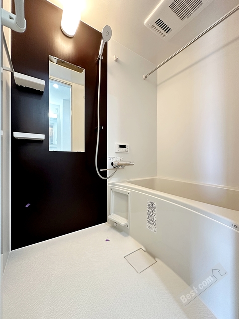 バス・シャワールーム　追い焚き付で寒い日も温まります♪