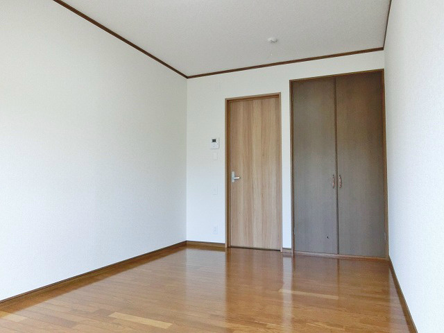 その他　落ち着いた洋室です。