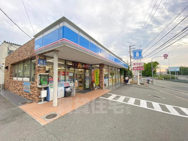 コンビニ　セブンイレブン　阪急石橋駅前店（コンビニ）まで517m