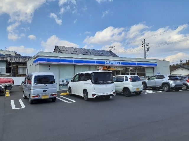 コンビニ　ローソン　豊科駅前店（コンビニ）まで680m