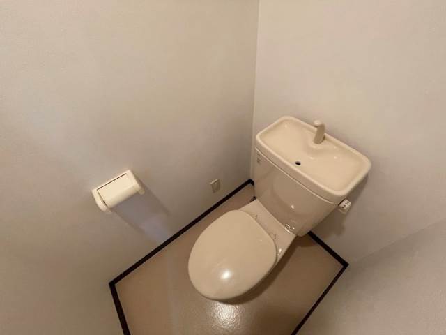 ミッドヒル本城のトイレ写真