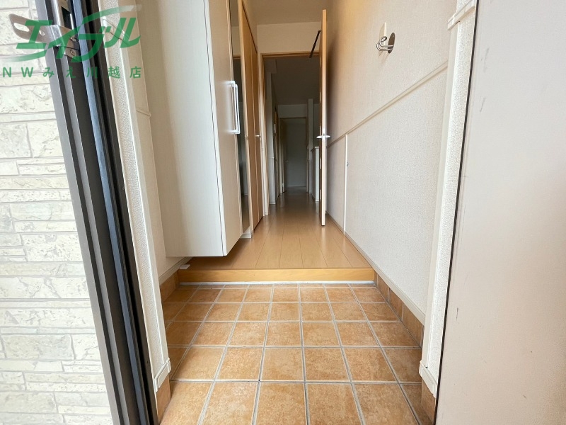 ハープスターAの玄関写真