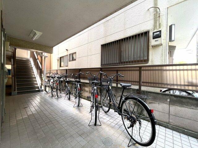 日暮里・舎人ライナー 西新井大師西駅 徒歩8分 4階建 築37年の外観写真