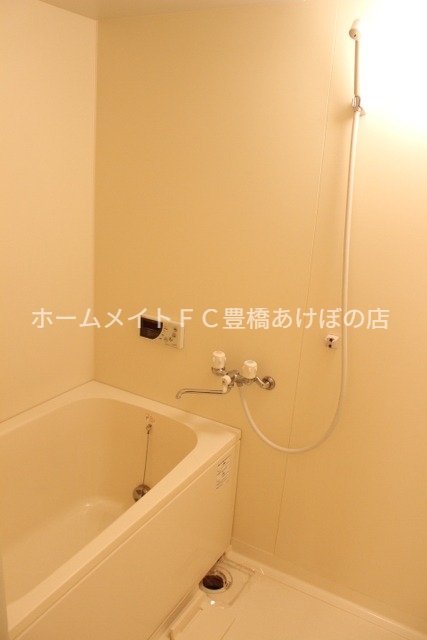 バス・シャワールーム　同型別部屋写真