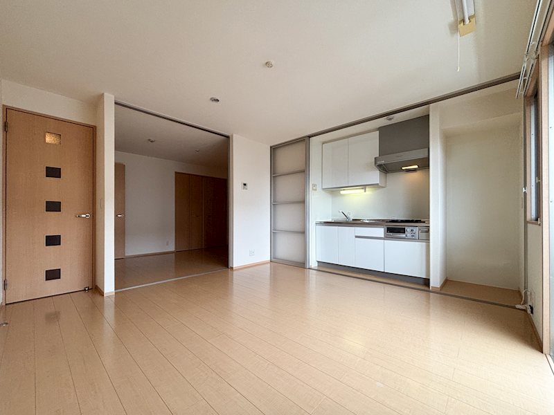 居室・リビング　※同タイプ別部屋の写真です