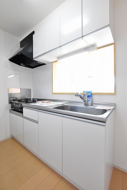 キッチン　こちらの物件はMODE不動産なら割引対象の１部屋です。