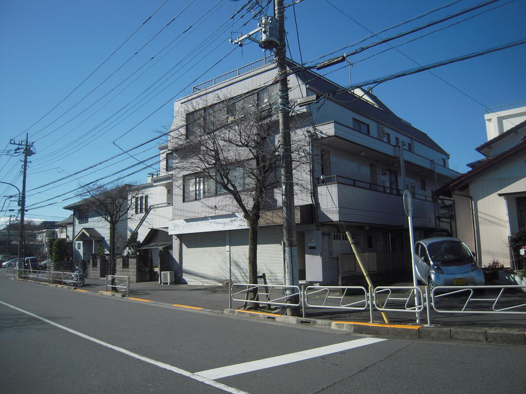 河津ビルの建物外観