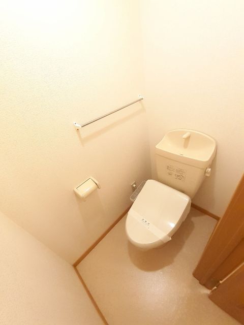 【シェールＡのトイレ】