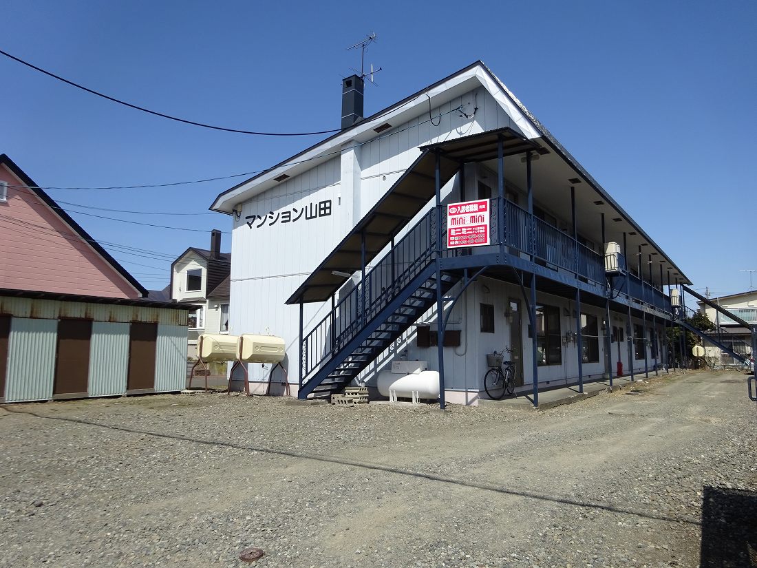 恵庭市相生町のアパートの建物外観