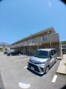 姫路市飾磨区妻鹿のアパートの建物外観