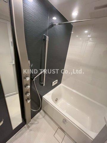 バス・シャワールーム　お風呂で日々の疲れを落としましょう