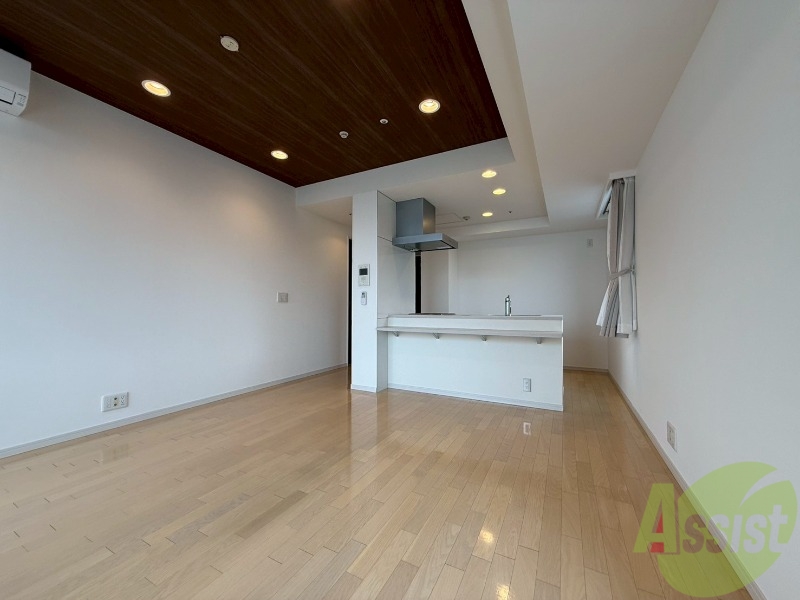 居室・リビング　広くてキレイなお部屋が広がっていて、充実した生活が送れそう。