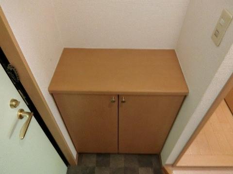グランドソレイユ　玄関　シューズＢＯＸ