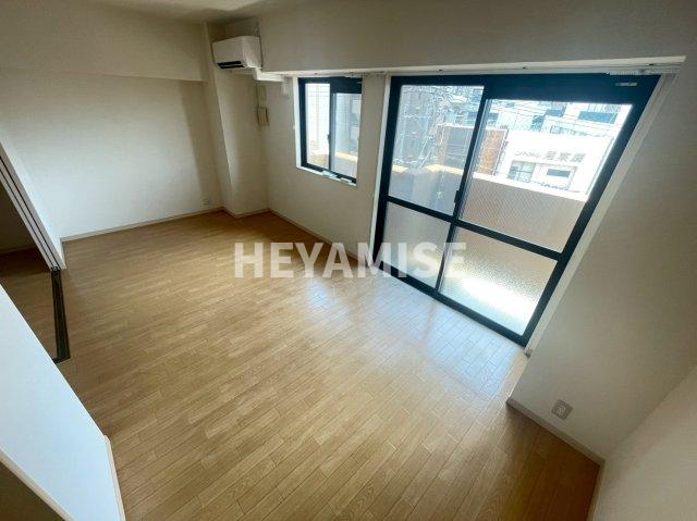 居室・リビング　※別号室のお部屋写真です。現況優先とします※