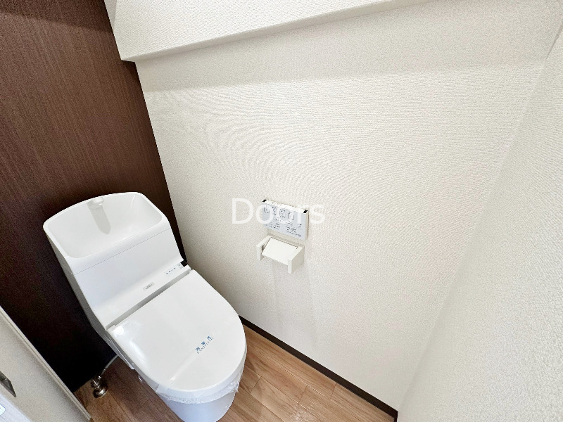 トイレ　別のお部屋の写真です。