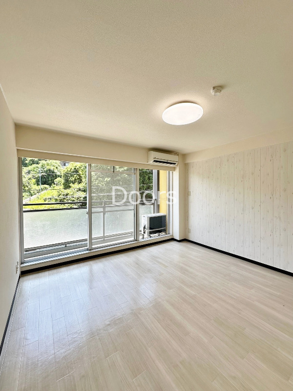 居室・リビング　別のお部屋の写真です。