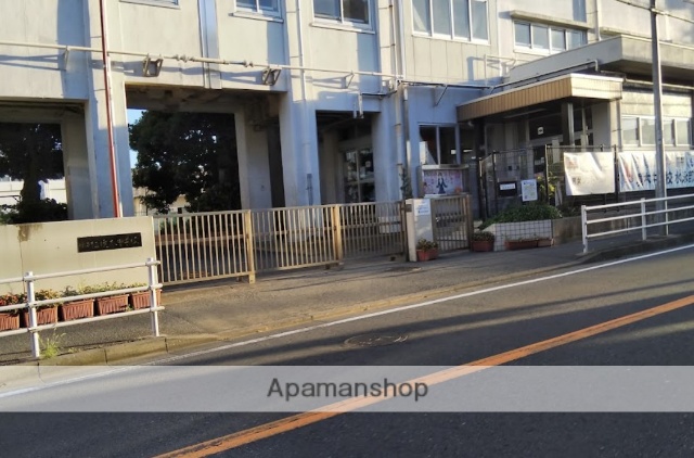 中学校　横浜市立境木中学校（中学校）まで224m