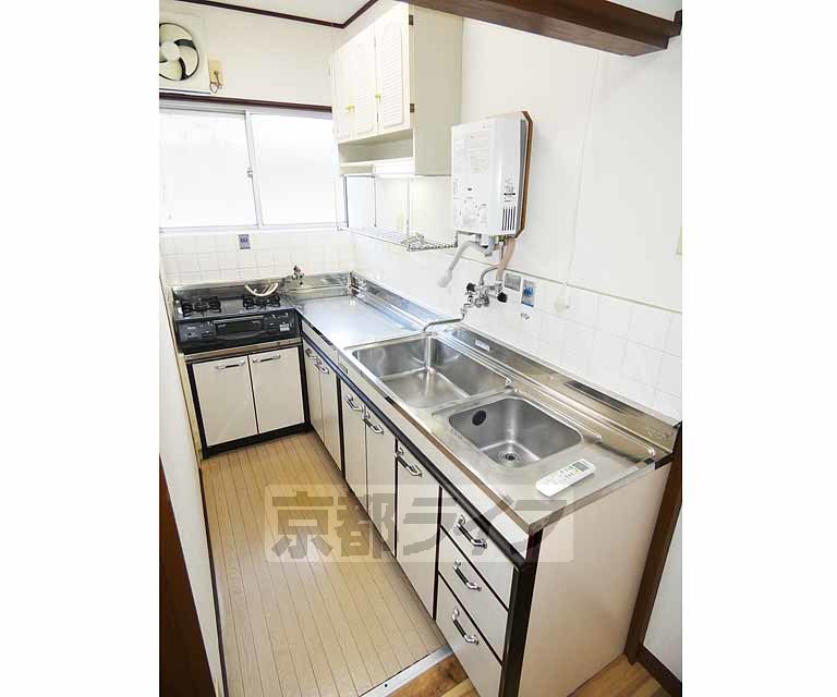 キッチン　ガスコンロ付きキッチン