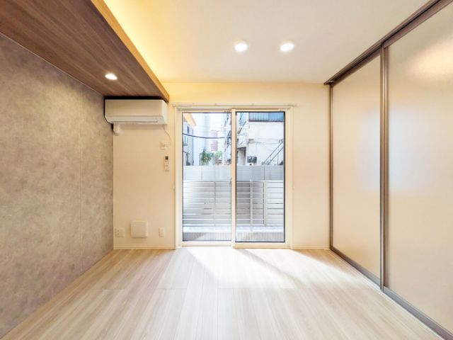 セレスティア新小岩の居間写真