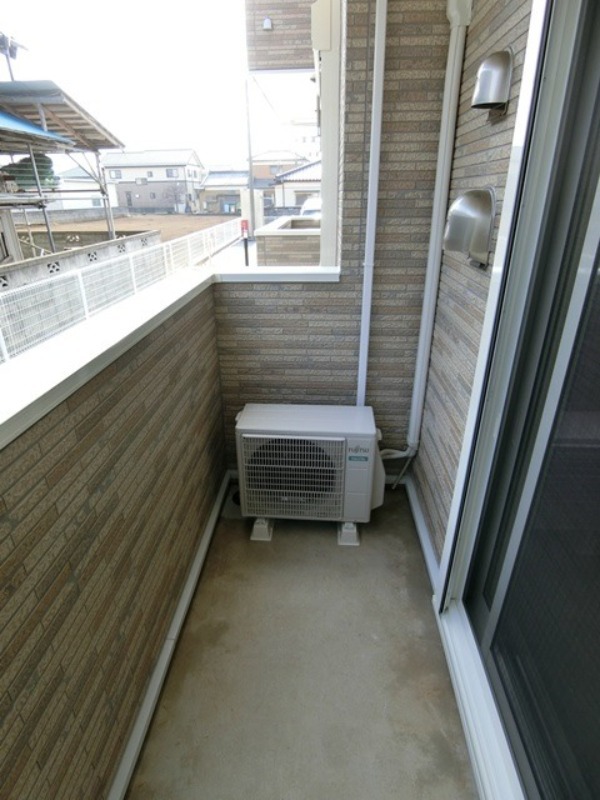 バルコニー　図面と現状に相違がある場合には現状を優先