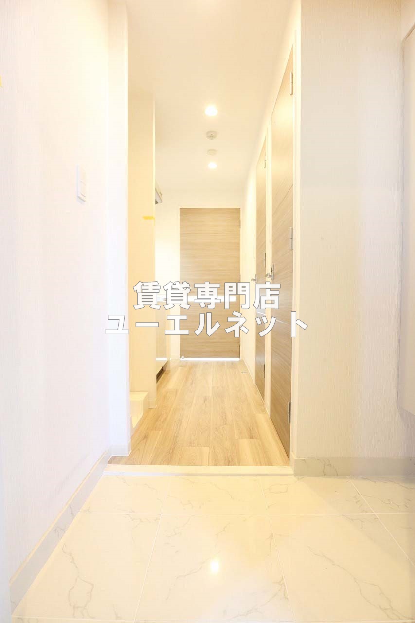 玄関　住まいの顔ともなる玄関