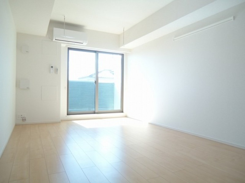 居室・リビング　図面と現状に相違がある場合には現状を優先