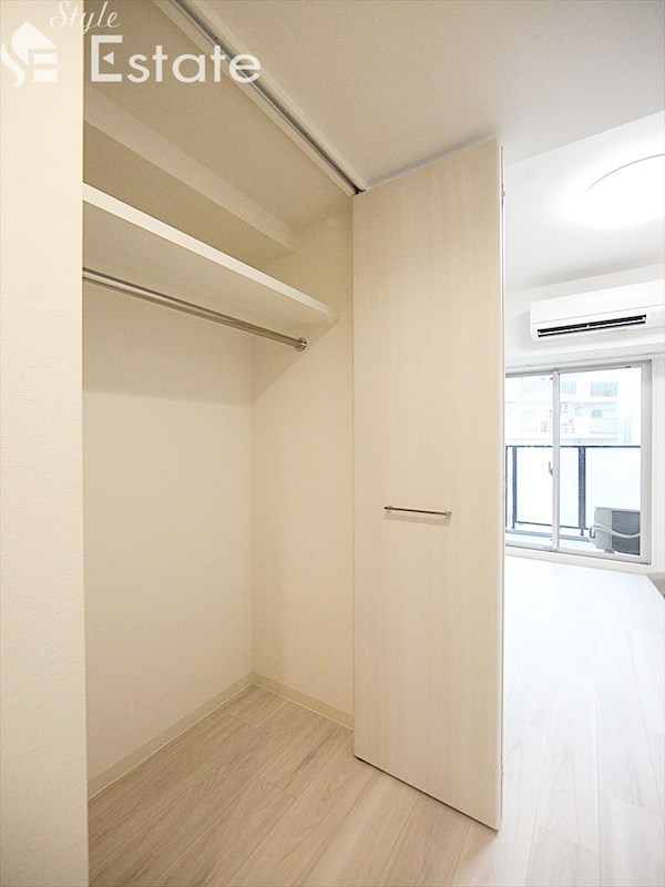 収納　クローゼット