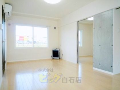 居室・リビング　お洒落なデザイナーズマンションです♪