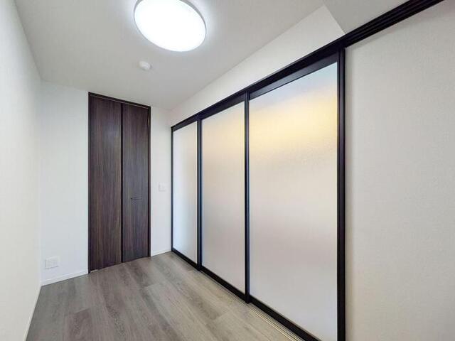 居室・リビング　洋室(2)