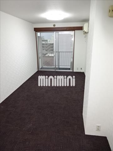 その他部屋・スペース　洋間には１基付きます。