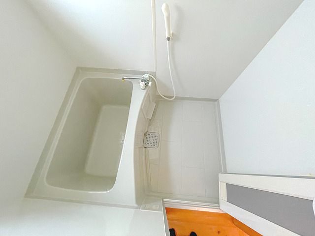 バス・シャワールーム　お風呂で日々の疲れを落としましょう