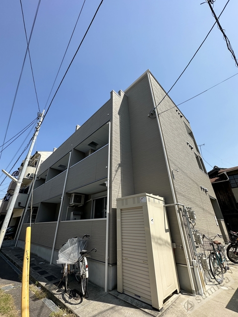 建物外観　スタイリッシュな建物です＾＾