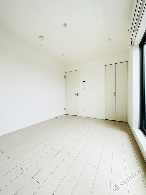 居室・リビング　室内は白を基調としたオシャレ部屋＾＾