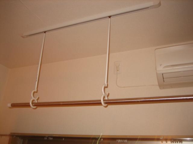その他設備　室内物干